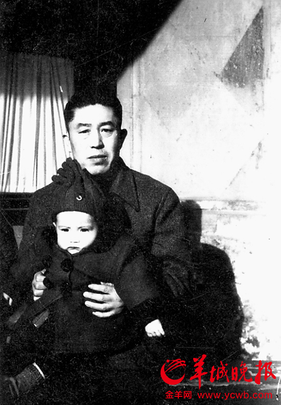 抗日名将长孙忆述祖父 郑洞国后半生的谨慎与