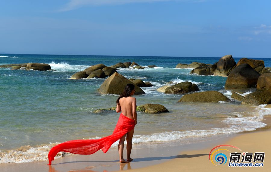 美丽海南<em>人体摄影</em>:璇美人展优美身姿_资讯频道