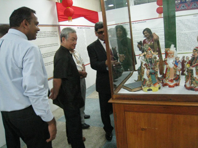 驻圭亚那大使张利民出席移民抵圭纪念日展览_