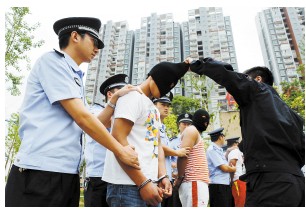 云南省体育局向受伤民警致歉 将处理相关责任