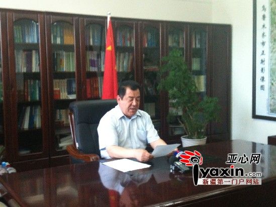 乌鲁木齐市委副书记、代市长伊力哈木·沙比尔