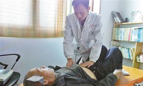 秀山:村民生病住院费用80%可报销