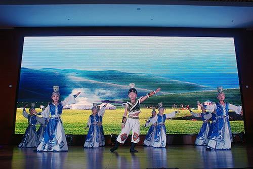 百花奖主办单位 _百花奖历届影帝影后