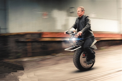 独轮电动车在美亮相