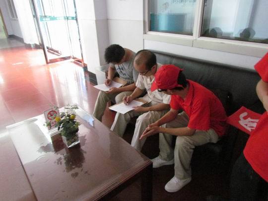 河南工业大学暑期社会实践寻访校友 传递母校