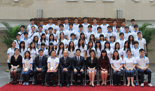 外交部部长助理乐玉成会见香港外交<em>之友</em>大学