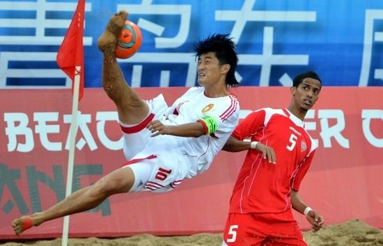 国足不行 沙足行 青岛小哥称霸沙滩足球亚洲杯