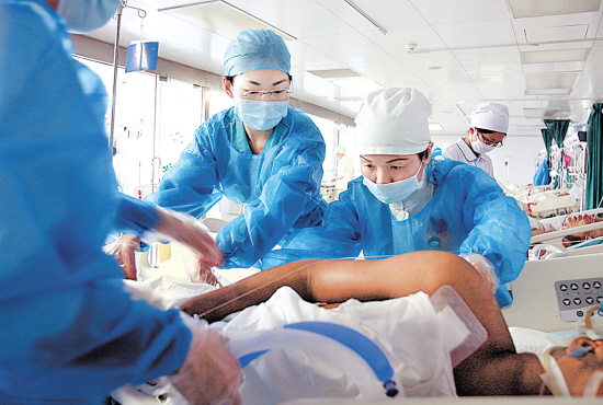 一个女孩的护士体验