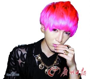 红毛怪献唱《浮夸》惊艳阿妹