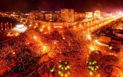 \清凉夏日·燃情火把\2013中国西昌凉山彝族火把节