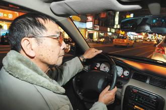 台湾老人开车肇事层出不穷 立委拟修法