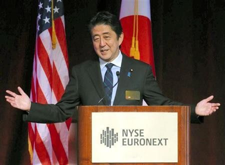 日本首相安倍晋在纽约发表演讲，辩称解禁集体自卫权旨在“为和平做贡献”。