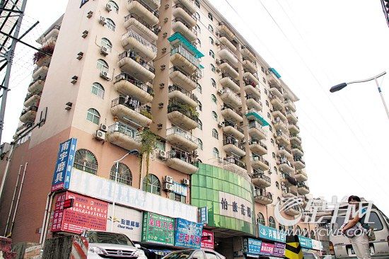 莞城怡康花园电梯残旧被注销 业主自筹资金更