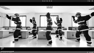 ★河北秦皇岛最萌消防舞是什么歌 背景音乐是