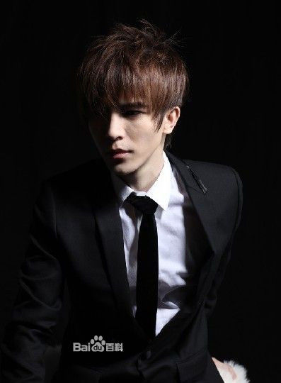 郭敬明身高_郭敬明版税收入(2)