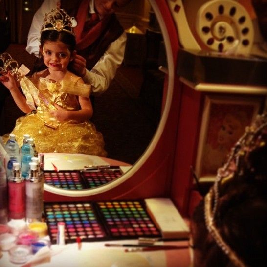 求女主是古代公主或者一个大家族的千金,单纯