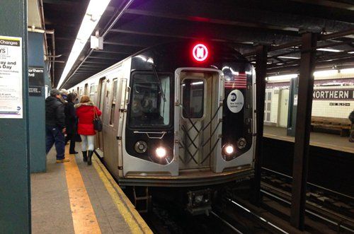 纽约地铁调查:24小时运行 通票15元人民币|纽约