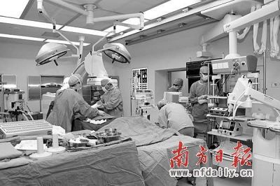 省内首家心血管 杂交手术室落户省医