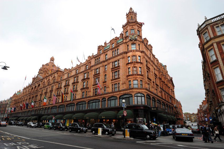 伦敦废弃地铁站被高价拍卖 二战时充当炮兵指挥所(组图)|国防预算|国防部_凤凰资讯