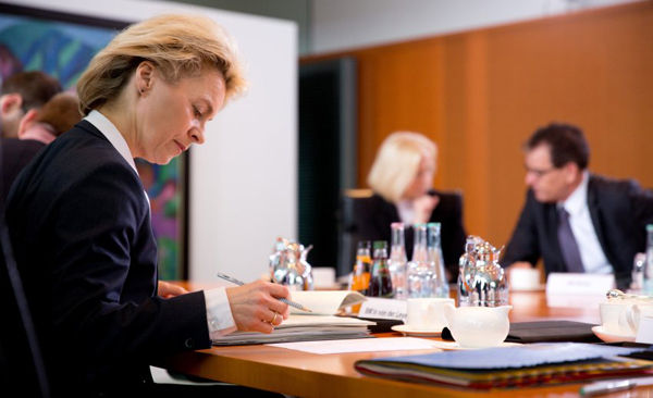 德国内阁通过决议派兵赴索马里训练士兵(图)|士