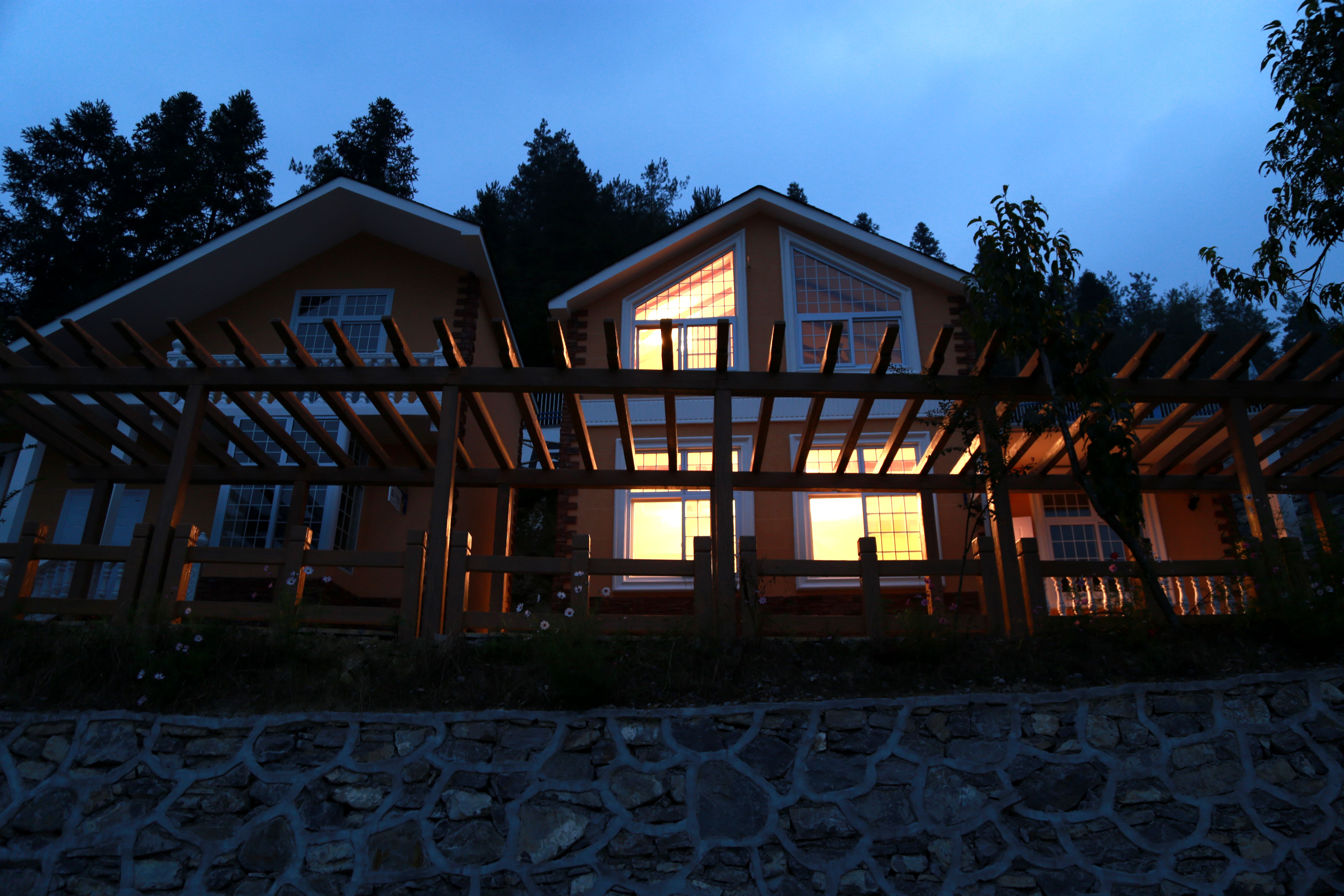 华盾克瑞斯庄园