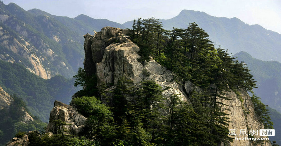 山石有灵性 风景独一绝之“佛•山•汤