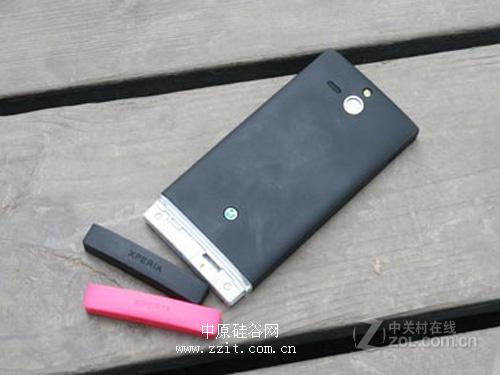 双核8GB内存 索尼ST25i再降80报1270元