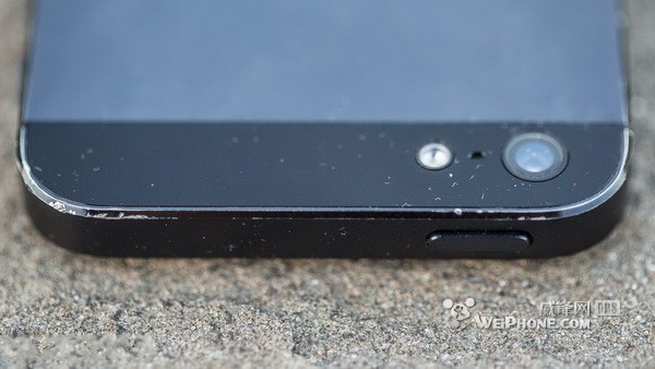 裸奔iphone5使用2个月后掉漆
