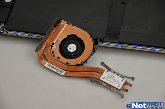 品质设计俱佳 thinkpad x1 carbon拆解