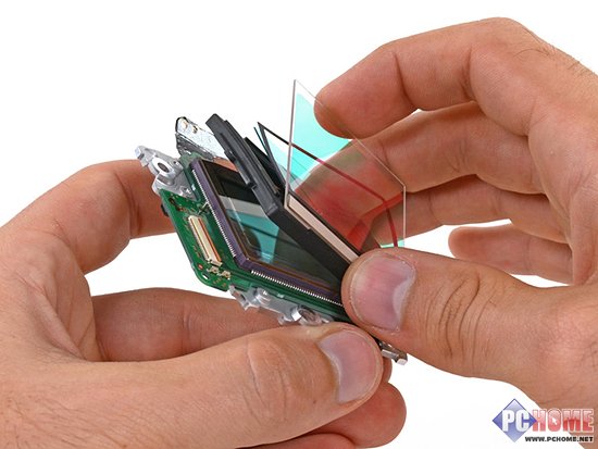 还真有人干这事 牛人尼康D600大拆解