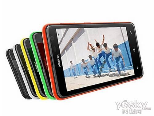 实惠大屏幕 诺基亚Lumia 625仅售1799元