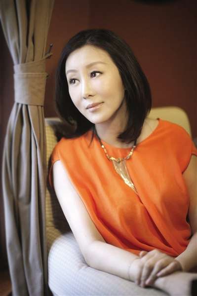 潘蔚首谈结婚生女: 孙楠敢娶我 让我对他很仰视