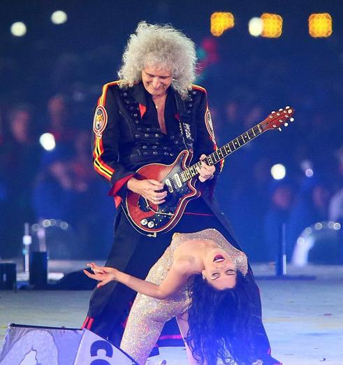 伦敦奥运闭幕式维多利亚劲歌<em>热舞</em> <em>辣妹组合</em>16