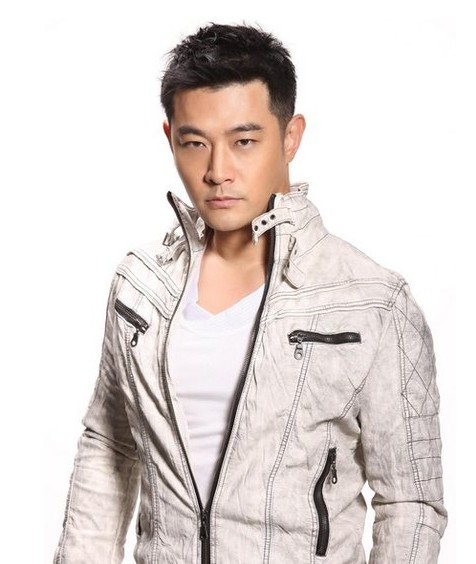 黄维德与女友逛家电疑密婚否认称只能一笑置之