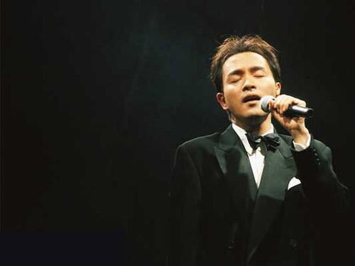 　　张国荣：演员，歌手 享年46岁