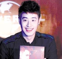 潘玮柏自曝交<em>女友</em>心得:<em>不给</em>对方买奢侈品试真