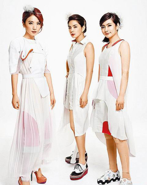 hebe(左起,ella,selina将合体在简单生活节演出
