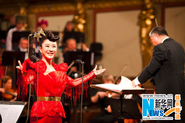 马一鸣接棒宋祖英谭晶 携流行民歌唱响金色大