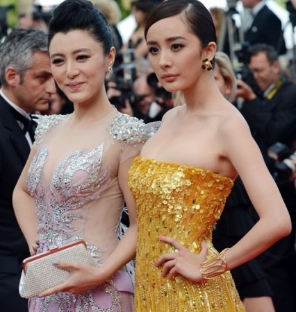 揭<em>3P</em>艳照门主角身份:男方系制片人 2女为裸模