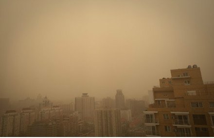 黄沙漫天的北京