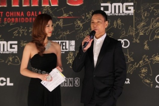 《钢铁侠3》中国之夜 主持人悦悦 调侃 钢铁侠