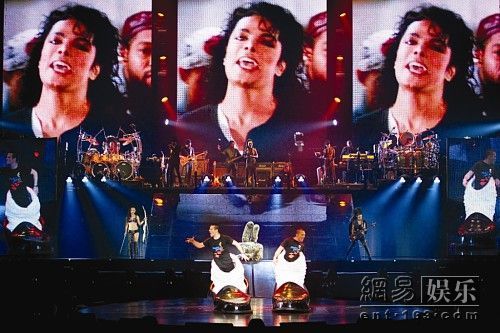 　　巡演剧照。
