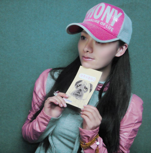 阿佳组合关爱流浪动物提倡领养代替买卖