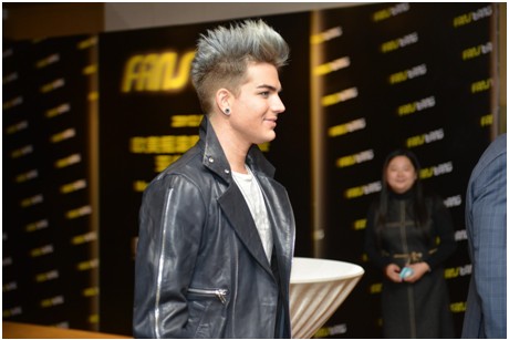 摇滚巨星亚当兰伯特魅力夜上海 举办见面会