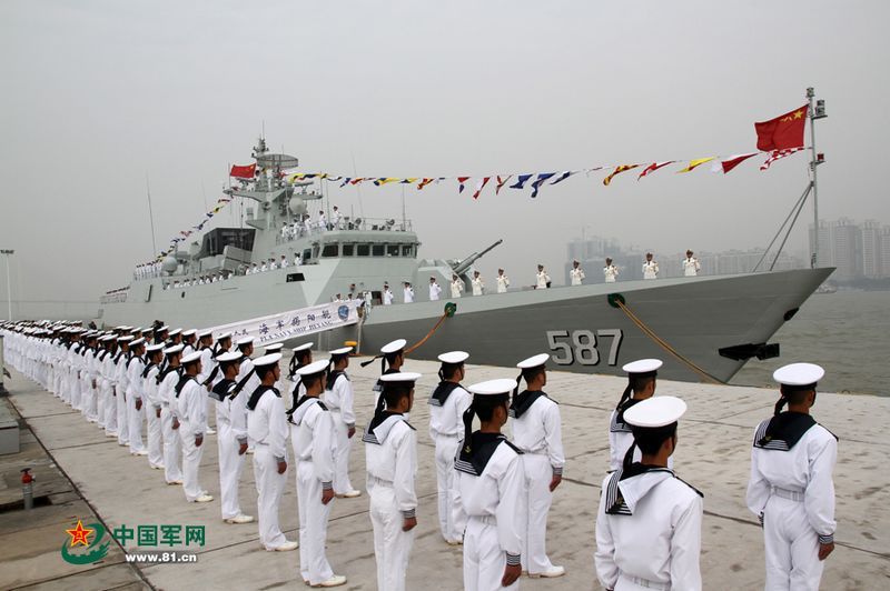 标志着该舰正式加入人民海军战斗序列,成为南海舰队某水警区防御力量