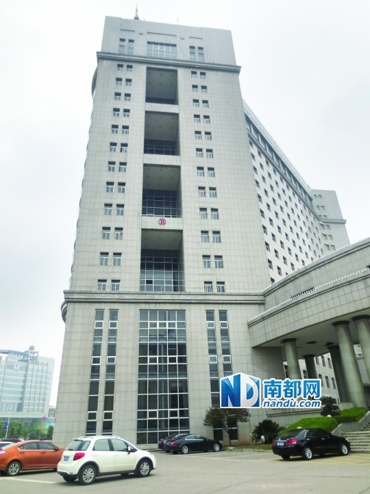 湘潭民企老板市政府跳楼 事发前几乎每天去市政府一趟