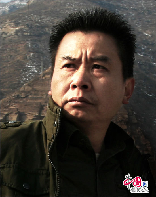 李军声和他的砂石画王国