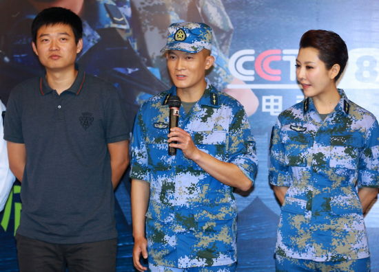 《火蓝刀锋》29日登陆央八 杨志刚改邪归正演英雄