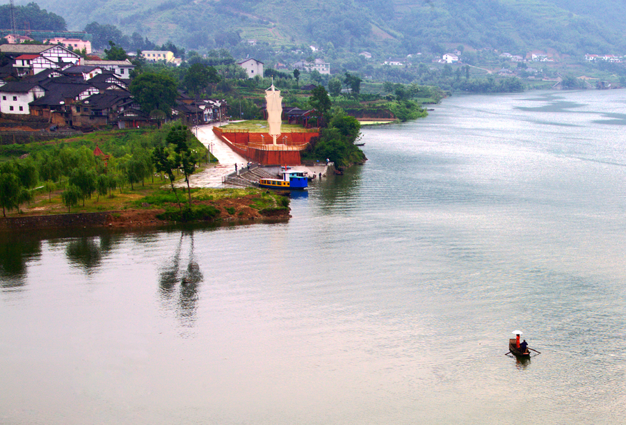 游秦巴水乡 赏石泉十美