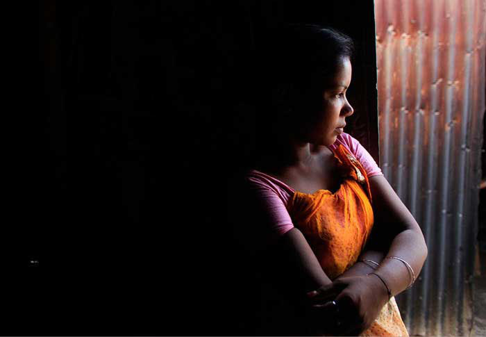 可怜人儿:孟加拉雏妓吃药催长 每天接客20人